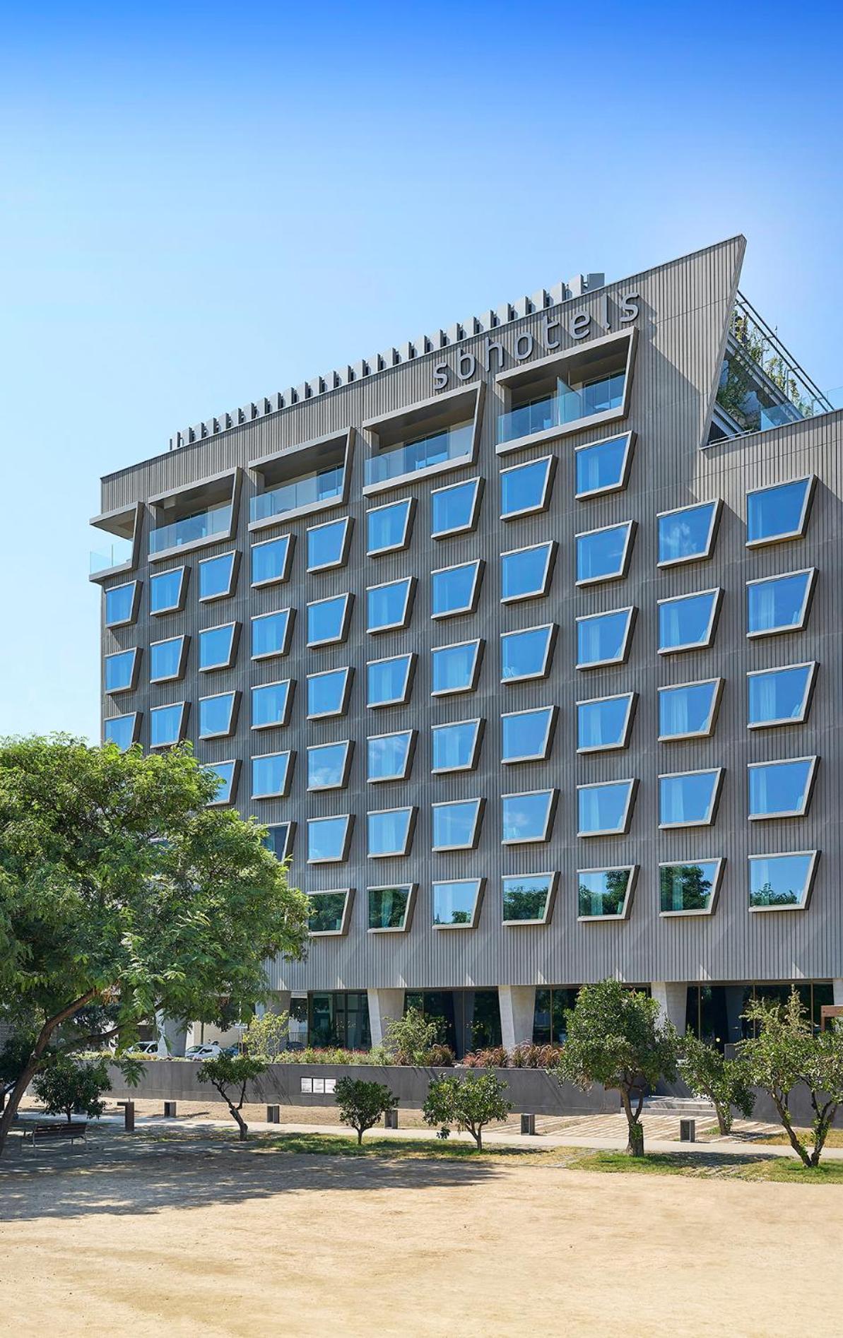 Hotel Sb Win 4 Sup サント・フェリウ・デ・リュブラガート エクステリア 写真