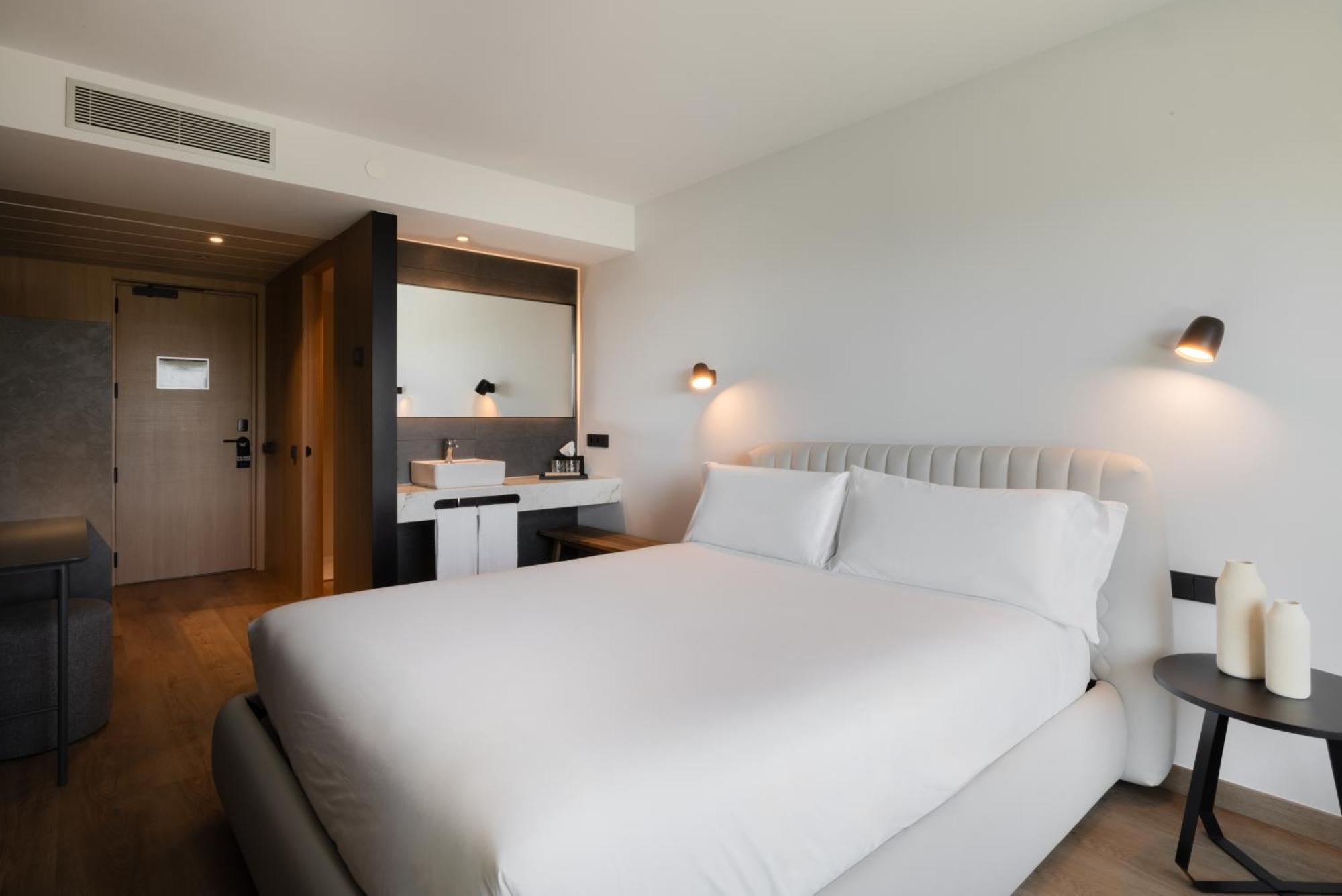 Hotel Sb Win 4 Sup サント・フェリウ・デ・リュブラガート エクステリア 写真